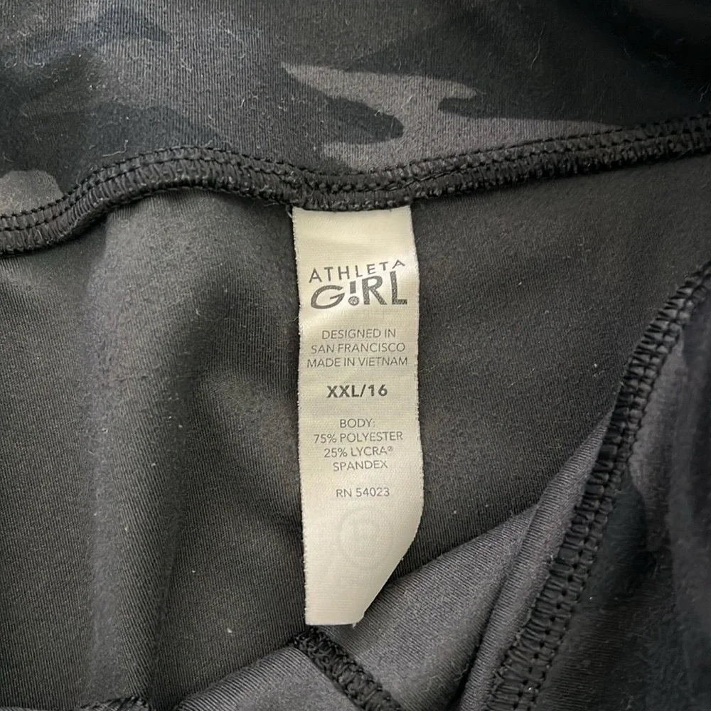Athleta Girl Black Camouflage Joggers size XXL/16